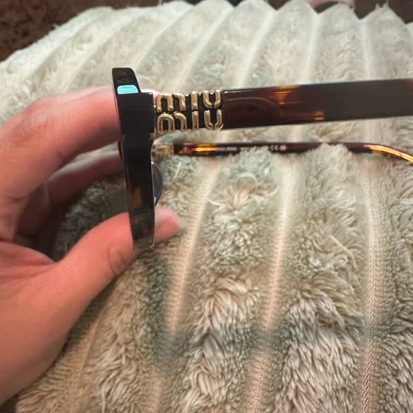 Miu Miu Regard oval sunglasses - Picture 7 of 10